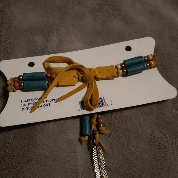 Necklace - Picture 2 of 2